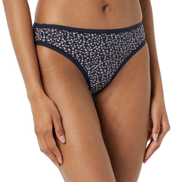 women's panties floral pattern print model show