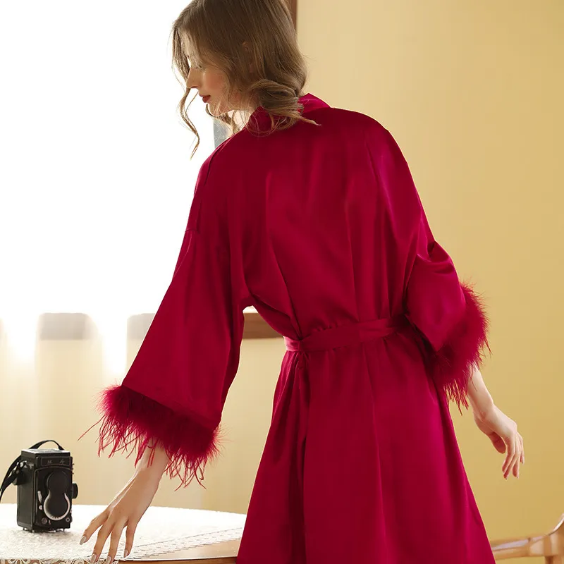 Wholesale-Silk-Satin-Pajamas-Custom-Embroidery-Sleepwear-Manufacturer (5)